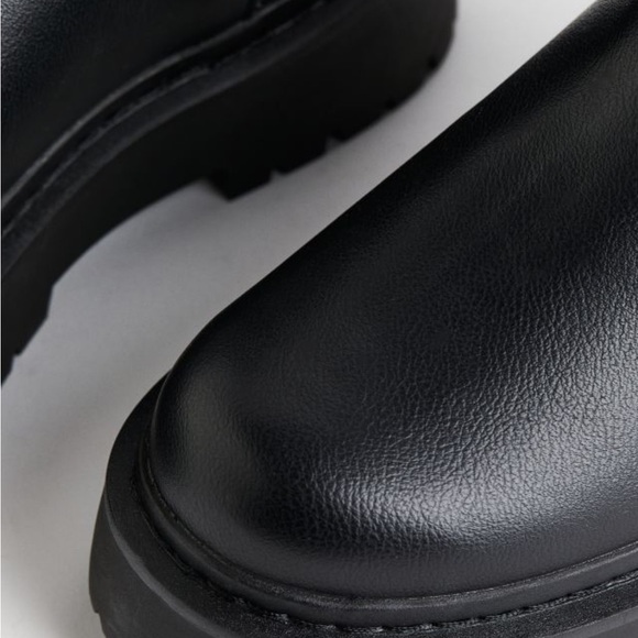 Black booties - Picture 5 of 8